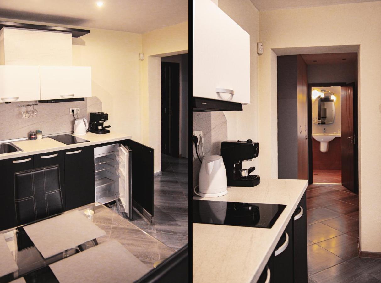 Relax Hotel Dobrinishte Bagian luar foto